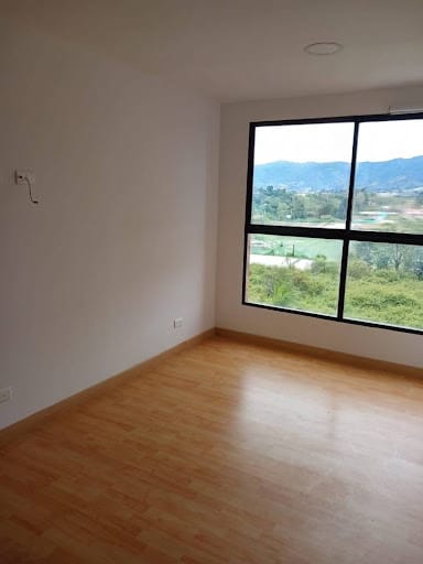 Apartamento de 2 alcobas en venta en El Carmen De Viboral, El Carmen de Viboral, 60 m² · foto 6 de 15