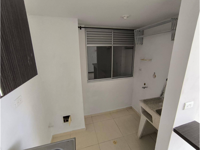 Apartamento de 3 alcobas en venta en Galicia, Pereira, 58 m² · foto 2 de 14