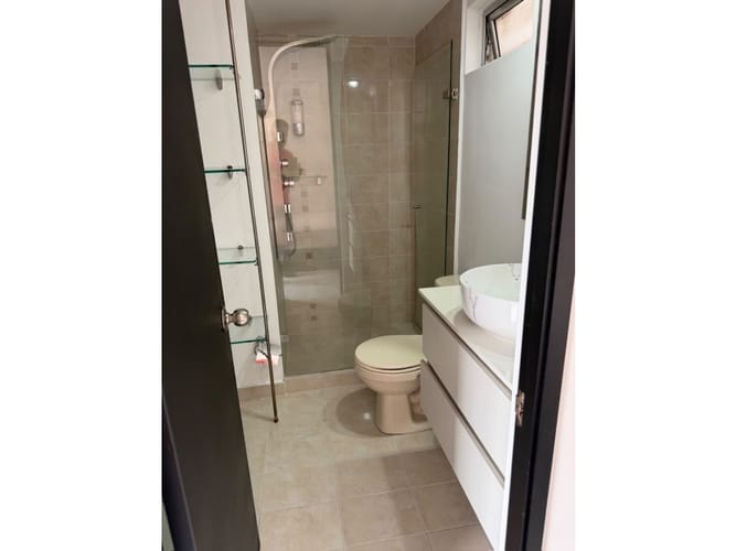 Apartamento de 3 alcobas en venta en Loma De Los Bernal, Medellín, 72 m² · foto 15 de 15