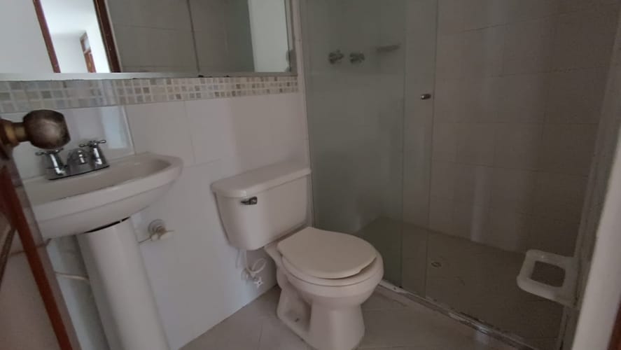 Apartamento de 3 alcobas en arriendo en Laureles, Medellín, 112 m² · foto 6 de 21