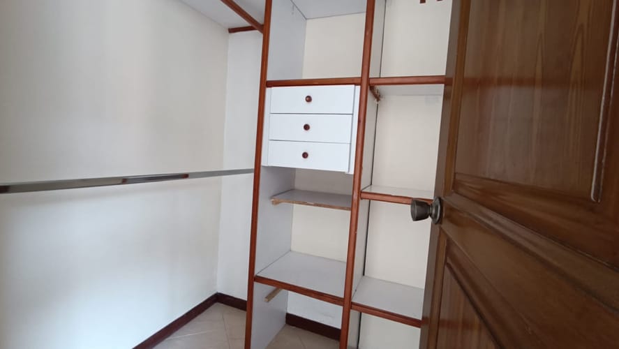 Apartamento de 3 alcobas en arriendo en Laureles, Medellín, 112 m² · foto 16 de 21
