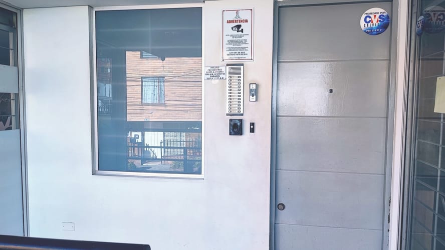 Apartamento de 2 alcobas en venta en Barrancas Norte, Bogotá, 56 m² · foto 5 de 19