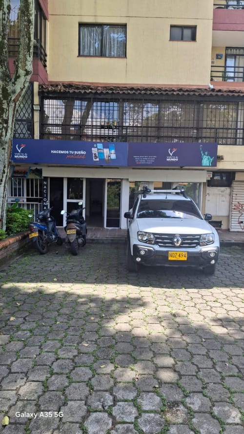 Local en arriendo en El Guabal, Cali, 80 m² · foto 2 de 8