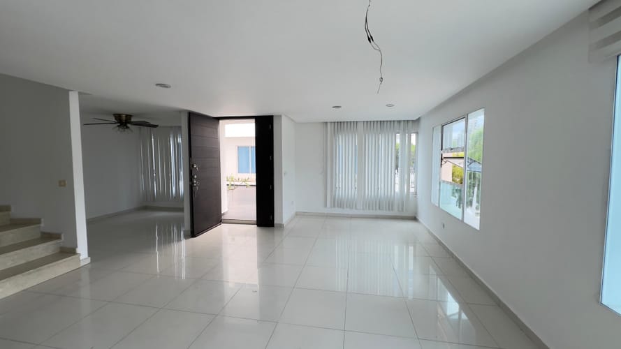 Casa de 3 alcobas en venta en El Poblado, Barranquilla, 204 m² · foto 3 de 24