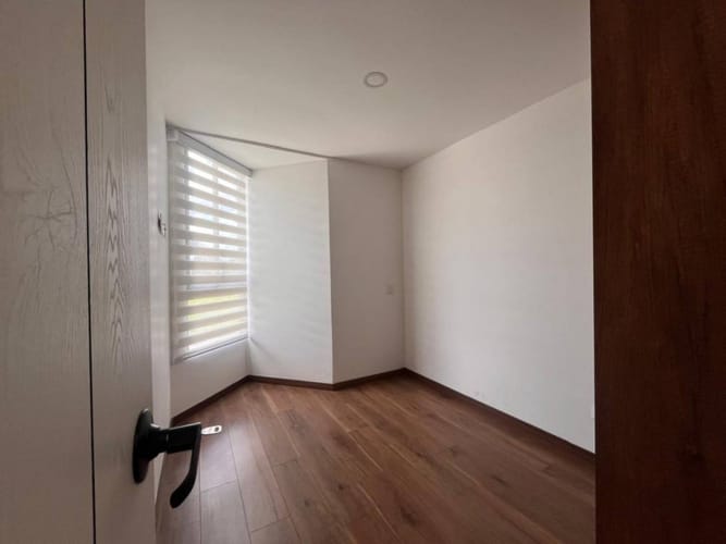 Apartamento de 3 alcobas en arriendo en Llano Grande, Rionegro, 97 m² · foto 7 de 17