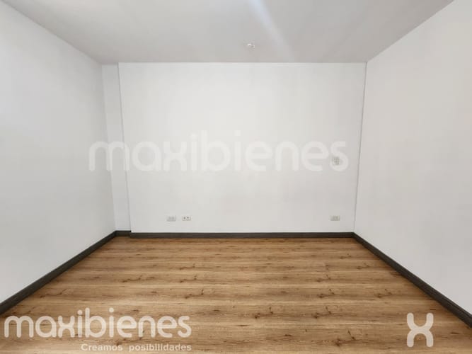 Apartamento de 3 alcobas en arriendo en Villa Carlota, Medellín, 103 m² · foto 10 de 23