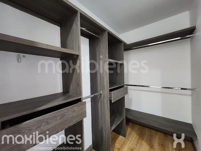 Apartamento de 3 alcobas en arriendo en Villa Carlota, Medellín, 103 m² · foto 15 de 23
