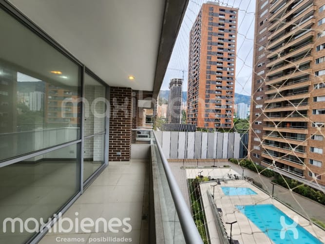 Apartamento de 3 alcobas en arriendo en Villa Carlota, Medellín, 103 m² · foto 23 de 23