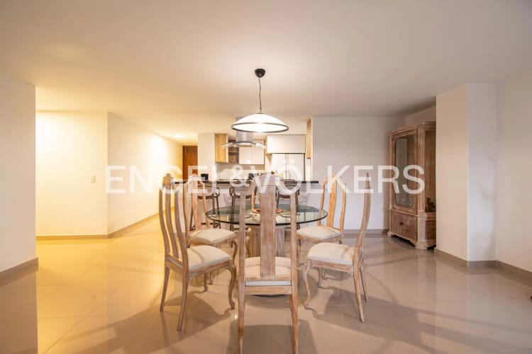 Apartamento de 3 alcobas en arriendo en San Lucas, Medellín, 190 m² · foto 5 de 15