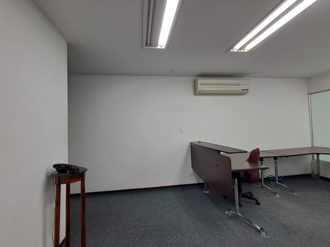 Oficina en arriendo en Milla De Oro, Medellín, 110 m² · foto 13 de 14