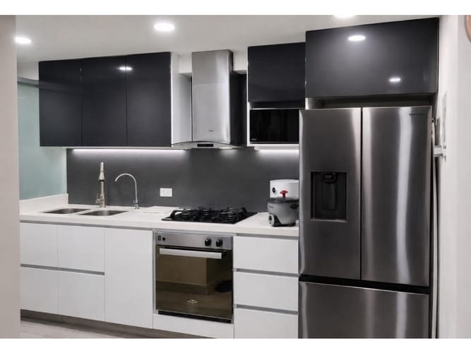 Apartamento de 3 alcobas en venta en Loma Del Indio, Medellín, 57 m² · foto 3 de 10