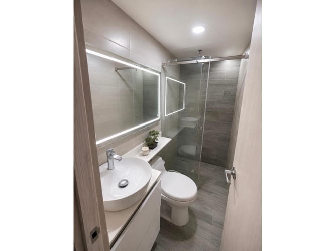 Apartamento de 3 alcobas en venta en Loma Del Indio, Medellín, 57 m² · foto 7 de 10