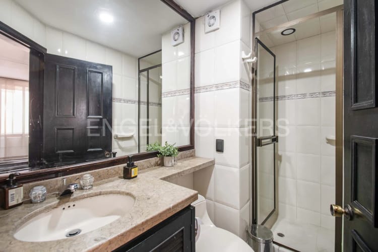Apartamento de 4 alcobas en venta en San Patricio, Bogotá, 212 m² · foto 11 de 19