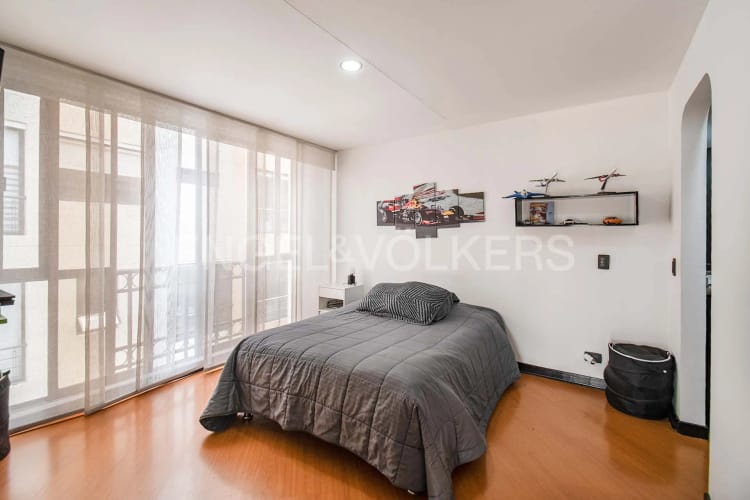 Apartamento de 4 alcobas en venta en San Patricio, Bogotá, 212 m² · foto 8 de 19
