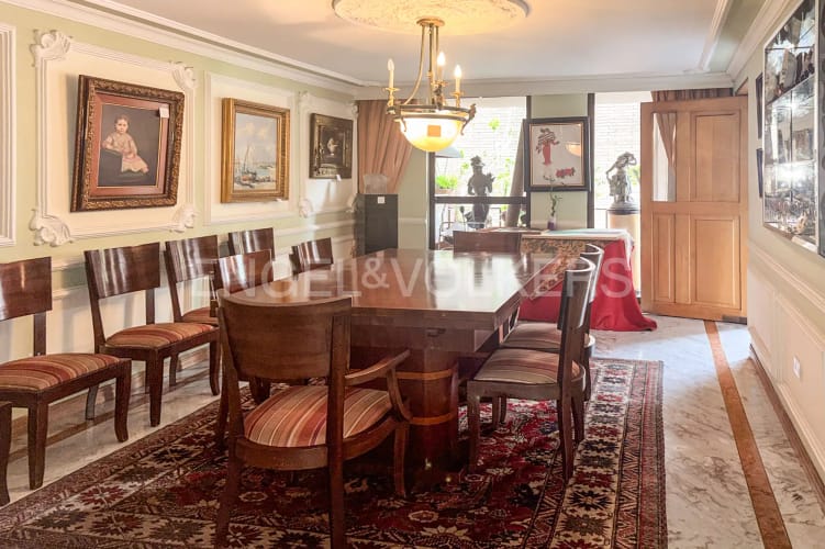 Apartamento de 4 alcobas en venta en La Cabrera, Bogotá, 271 m² · foto 3 de 9