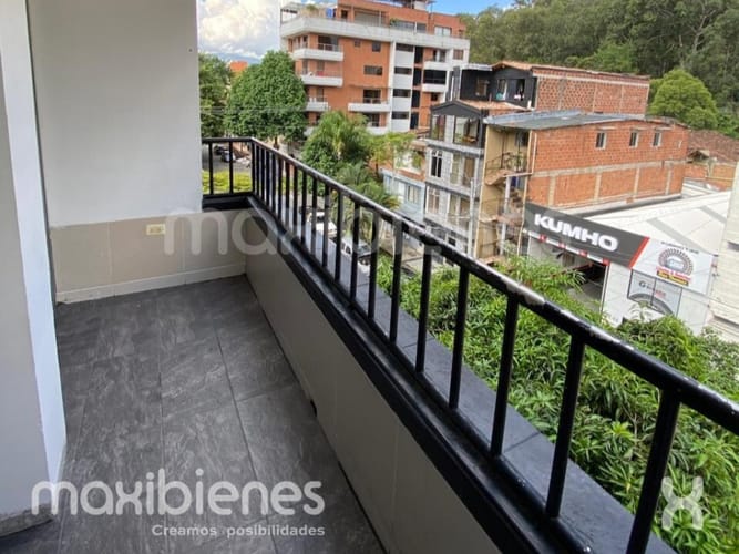 Apartamento de 3 alcobas en arriendo en Belén Fatima, Medellín, 95 m² · foto 4 de 11