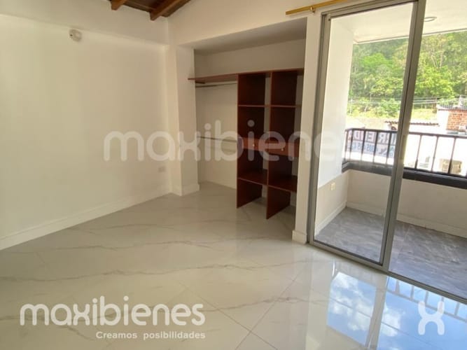 Apartamento de 3 alcobas en arriendo en Belén Fatima, Medellín, 95 m² · foto 8 de 11