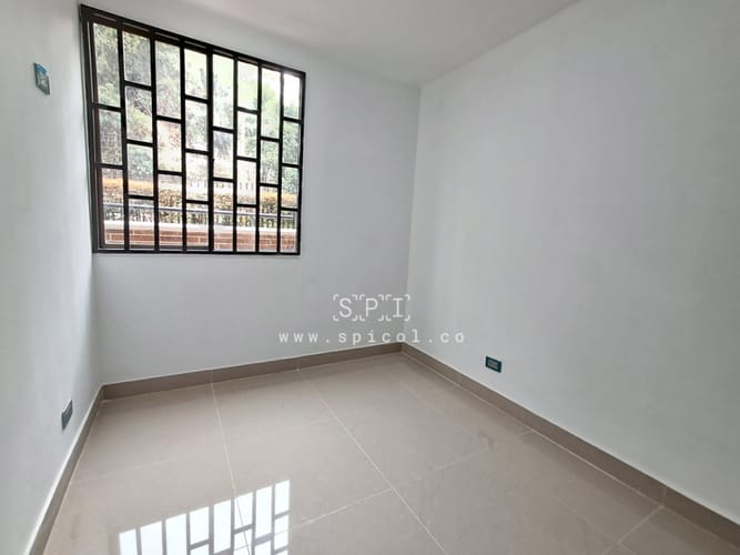 Apartamento de 2 alcobas en arriendo en El Poblado, Medellín, 100 m² · foto 10 de 17