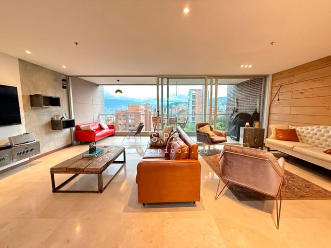 Apartamento de 3 alcobas en arriendo en El Tesoro, Medellín, 175 m² · foto 8 de 21