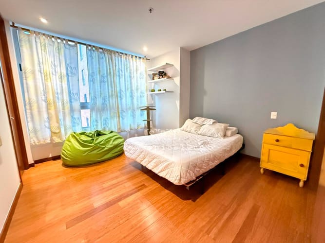Apartamento de 3 alcobas en arriendo en El Tesoro, Medellín, 175 m² · foto 19 de 21