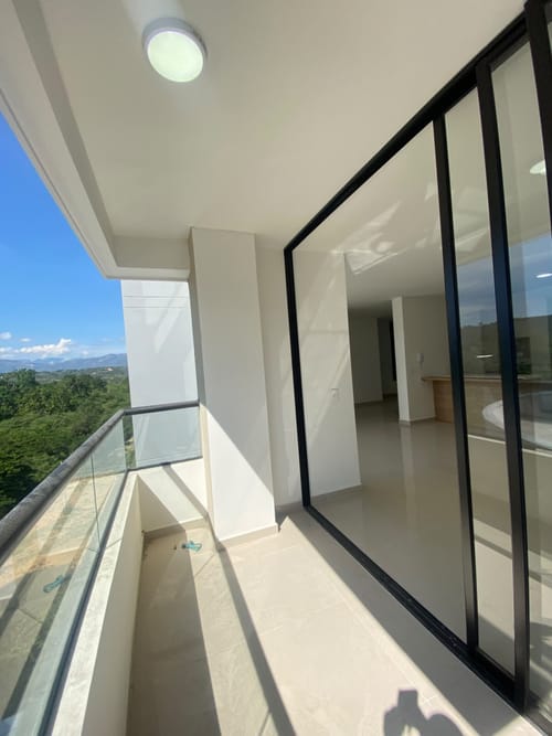 Apartamento de 3 alcobas en arriendo en Anillo Vial, Floridablanca, 97 m² · foto 2 de 24