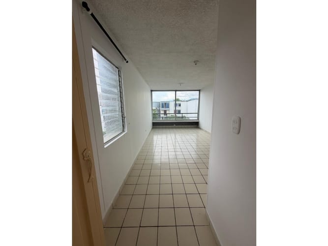 Apartamento de 3 alcobas en venta en Granjas De Provenza, Bucaramanga, 65 m² · foto 4 de 14