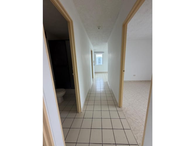 Apartamento de 3 alcobas en venta en Granjas De Provenza, Bucaramanga, 65 m² · foto 6 de 14