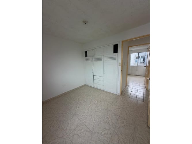 Apartamento de 3 alcobas en venta en Granjas De Provenza, Bucaramanga, 65 m² · foto 8 de 14