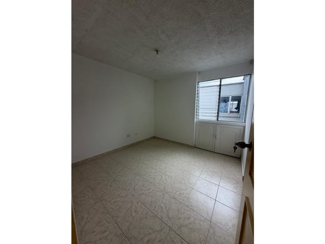 Apartamento de 3 alcobas en venta en Granjas De Provenza, Bucaramanga, 65 m² · foto 9 de 14