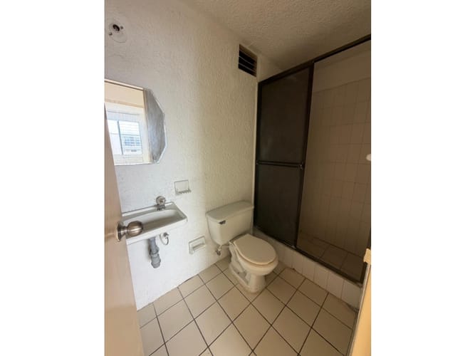 Apartamento de 3 alcobas en venta en Granjas De Provenza, Bucaramanga, 65 m² · foto 13 de 14