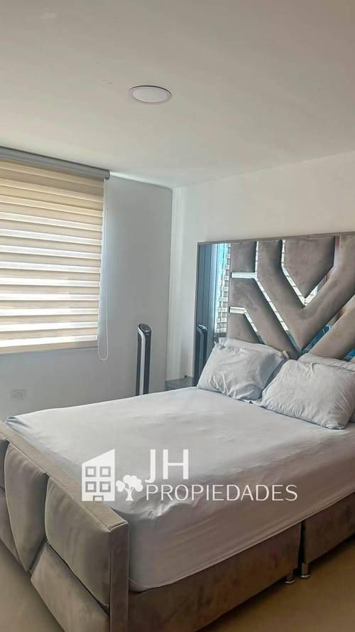 Apartamento de 3 alcobas en venta en Vista Azul Campestre, Floridablanca, 93 m² · foto 3 de 8
