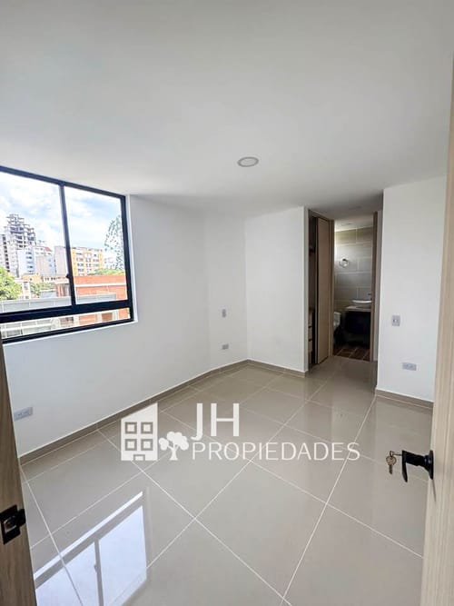Apartamento de 2 alcobas en venta en La Aurora, Bucaramanga, 66 m² · foto 7 de 13