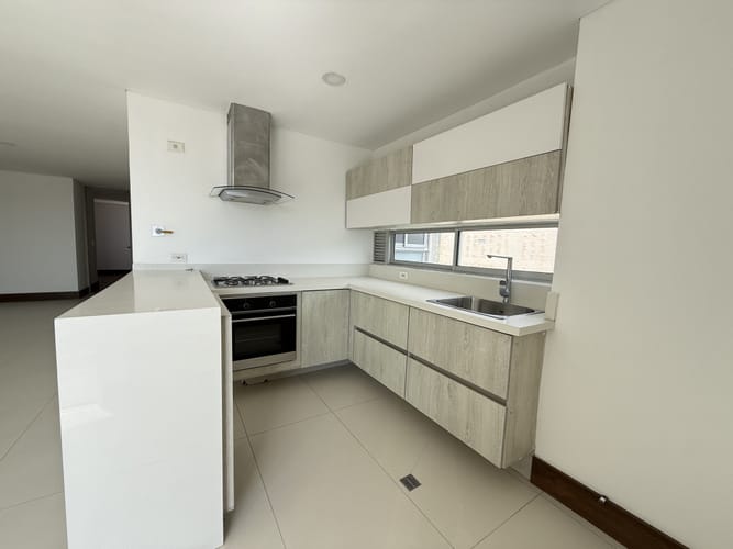 Apartamento de 3 alcobas en arriendo en Aves Maria, Sabaneta, 102 m² · foto 3 de 24
