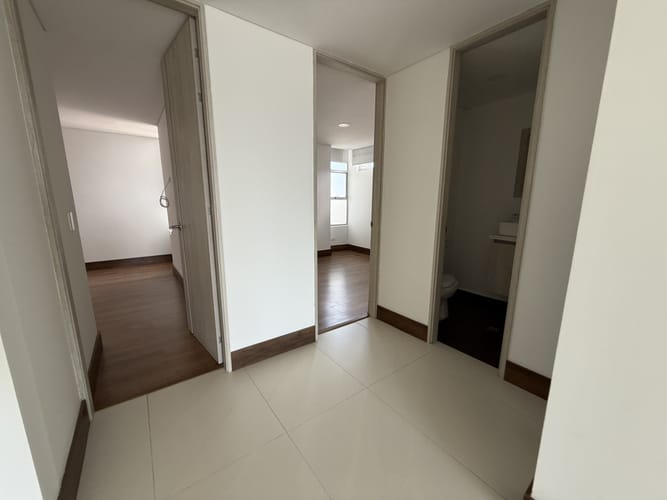 Apartamento de 3 alcobas en arriendo en Aves Maria, Sabaneta, 102 m² · foto 12 de 24