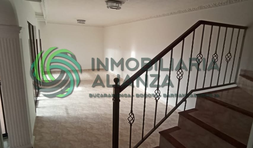 Casa de 4 alcobas en venta en Palmeras Del Cacique, Bucaramanga, 160 m² · foto 10 de 24