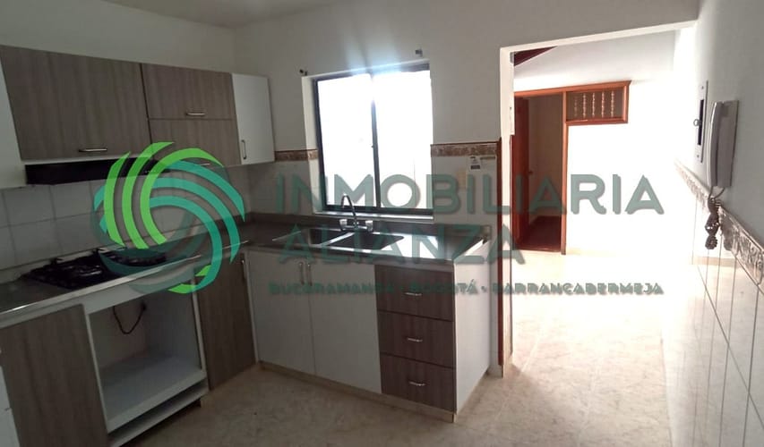 Casa de 4 alcobas en venta en Palmeras Del Cacique, Bucaramanga, 160 m² · foto 13 de 24