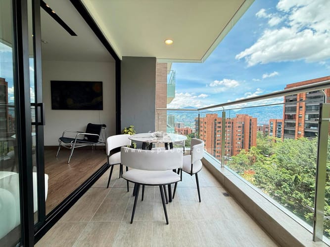 Apartamento de 2 alcobas en arriendo en Los Balsos, Medellín, 94 m² · foto 6 de 20