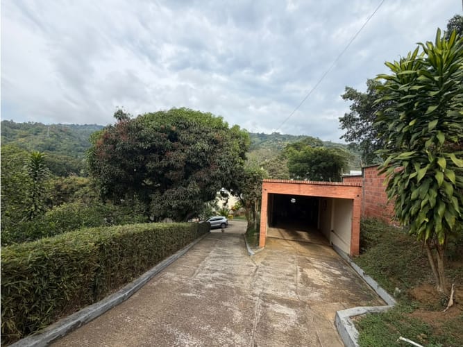 Lote en venta en Lagos Del Cacique, Bucaramanga, 11000 m² · foto 9 de 18