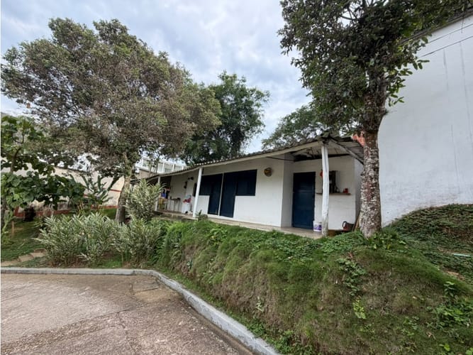 Lote en venta en Lagos Del Cacique, Bucaramanga, 11000 m² · foto 13 de 18