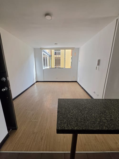 Apartamento de 3 alcobas en venta en Suba Salitre, Bogotá, 65 m² · foto 3 de 23