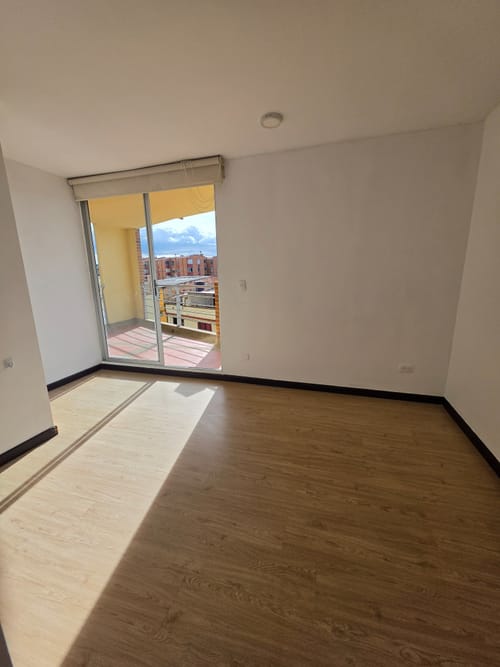 Apartamento de 3 alcobas en venta en Suba Salitre, Bogotá, 65 m² · foto 8 de 23