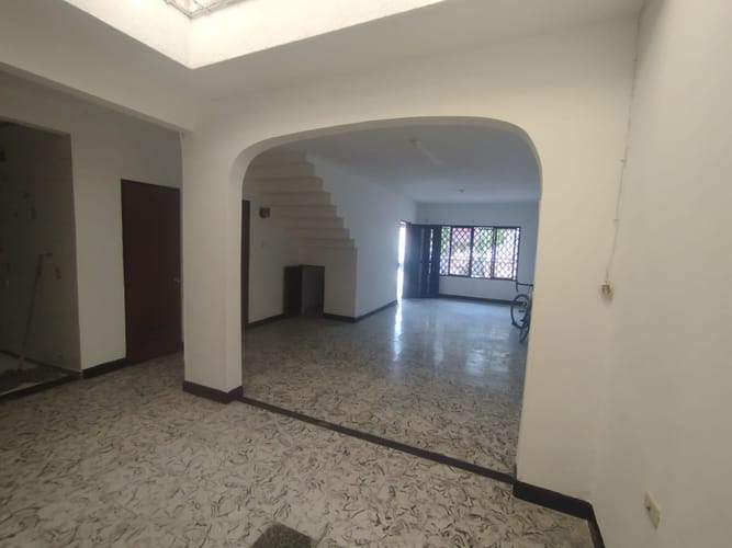 Casa de 4 alcobas en arriendo en Colseguros Andes, Cali, 220 m² · foto 7 de 24