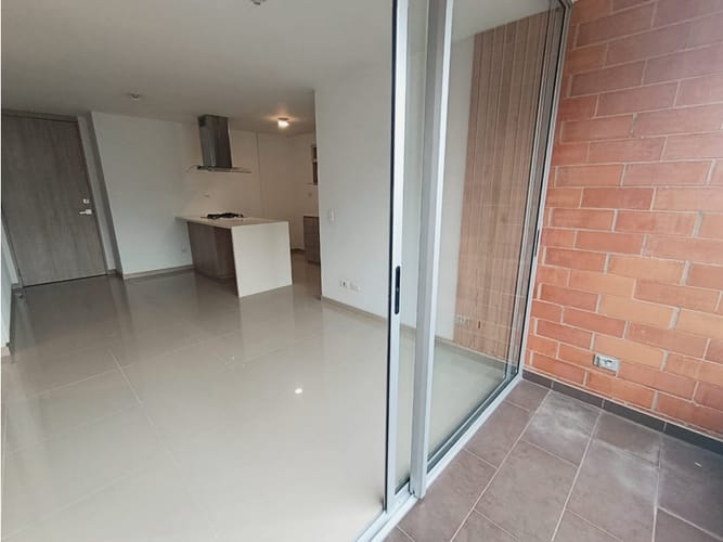 Apartamento de 3 alcobas en arriendo en La Navarra, Bello, 68 m² · foto 7 de 17