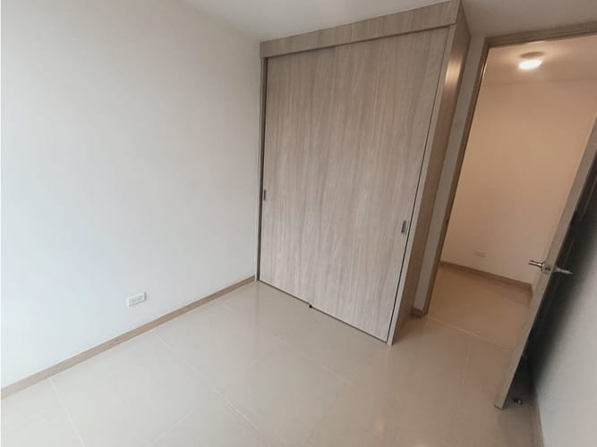 Apartamento de 3 alcobas en arriendo en La Navarra, Bello, 68 m² · foto 11 de 17