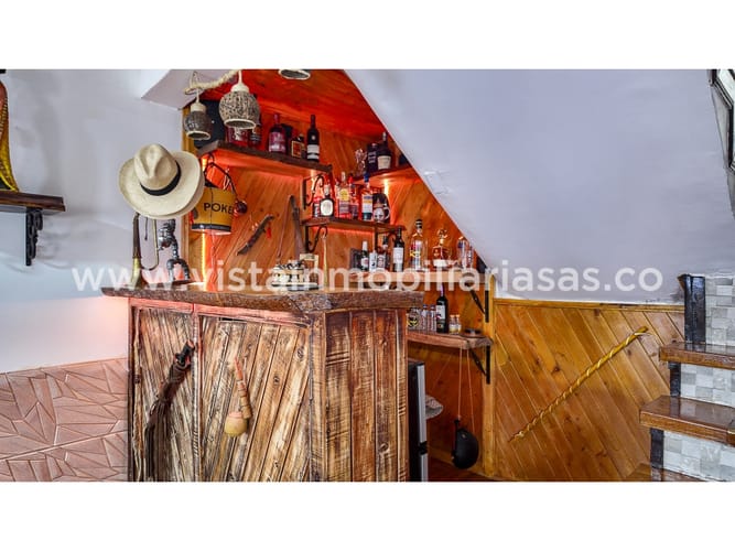 Casa de 3 alcobas en venta en Los Alcazares, Manizales, 210 m² · foto 10 de 24