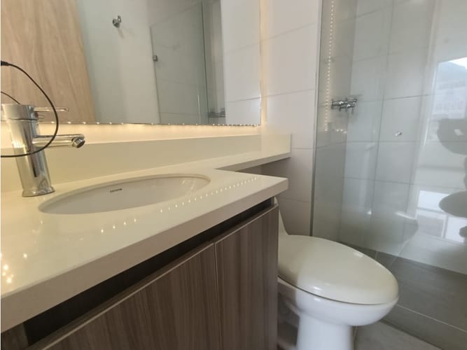 Apartamento de 3 alcobas en arriendo en La Navarra, Bello, 68 m² · foto 17 de 17