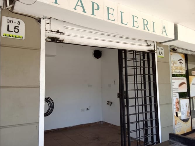 Local en arriendo en Belén Rosales, Medellín, 13 m² · foto 2 de 24