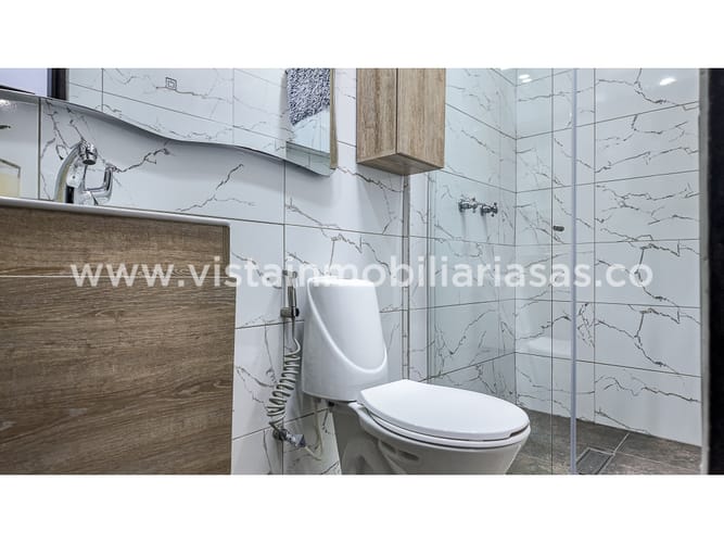 Casa de 3 alcobas en venta en Los Alcazares, Manizales, 210 m² · foto 24 de 24