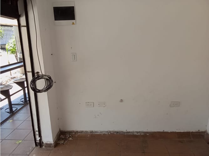 Local en arriendo en Belén Rosales, Medellín, 13 m² · foto 22 de 24