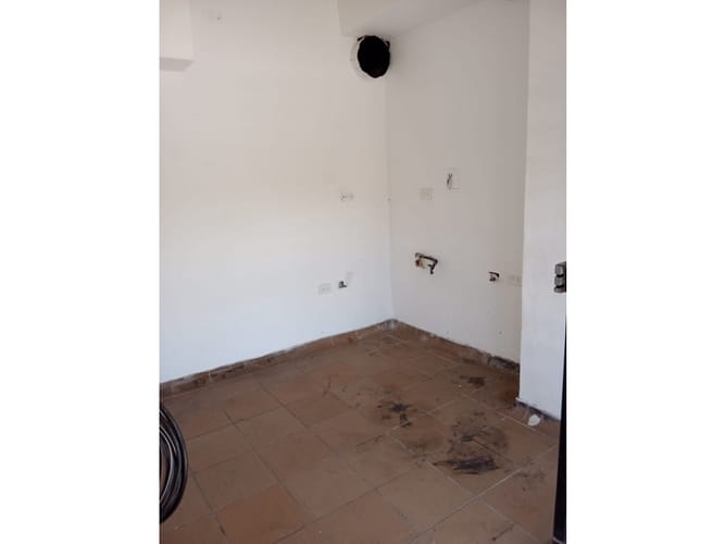 Local en arriendo en Belén Rosales, Medellín, 13 m² · foto 23 de 24